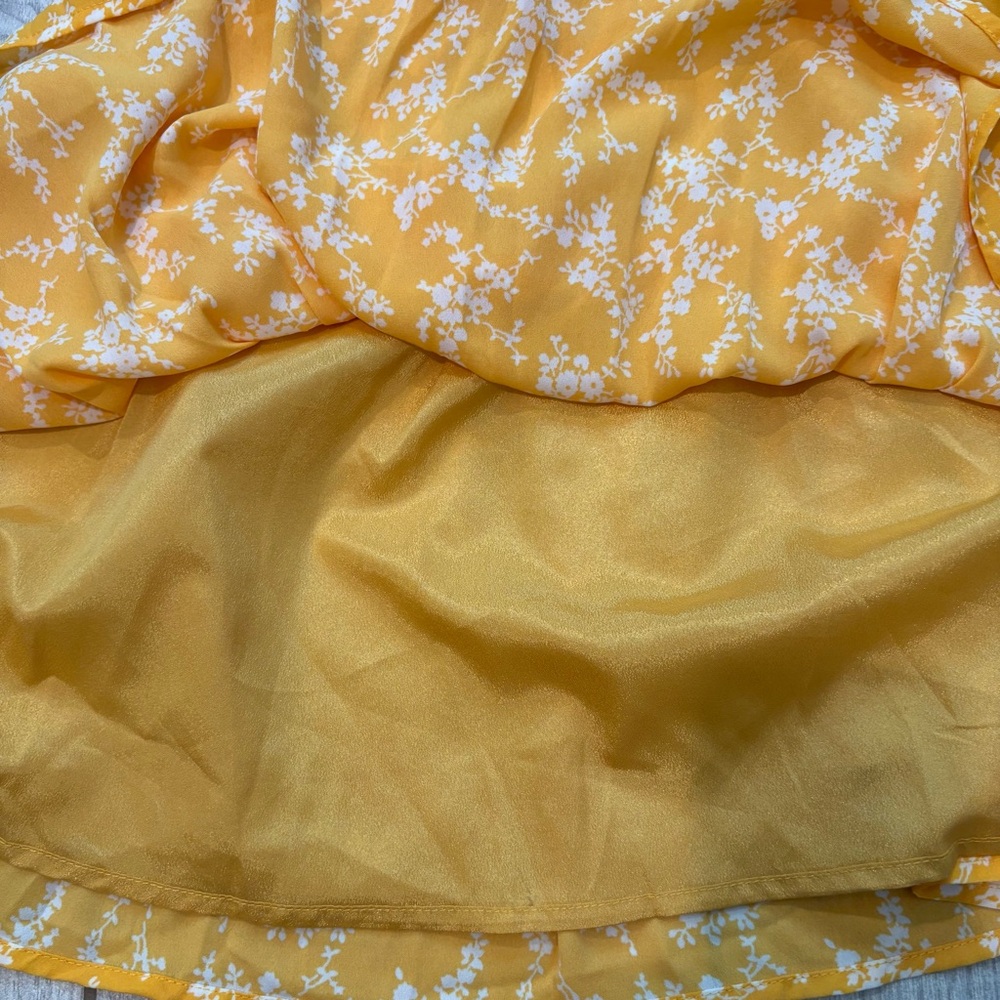 NWT, Pinch Tiered Ruffle Floral Blouse Cap Sleeve Elastic Waist, Sz M - Picture 14 of 15